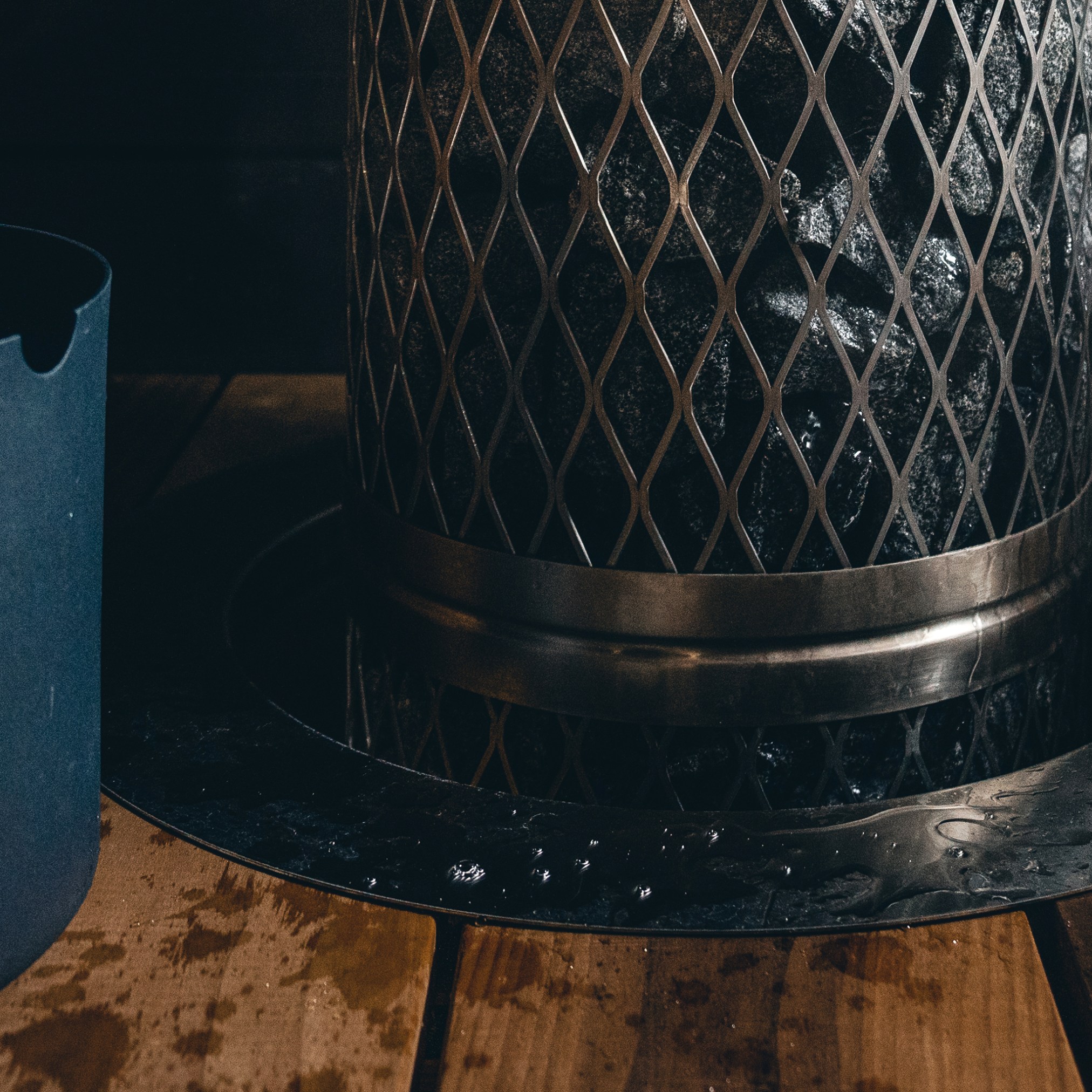 IKI Pillar embedding flange