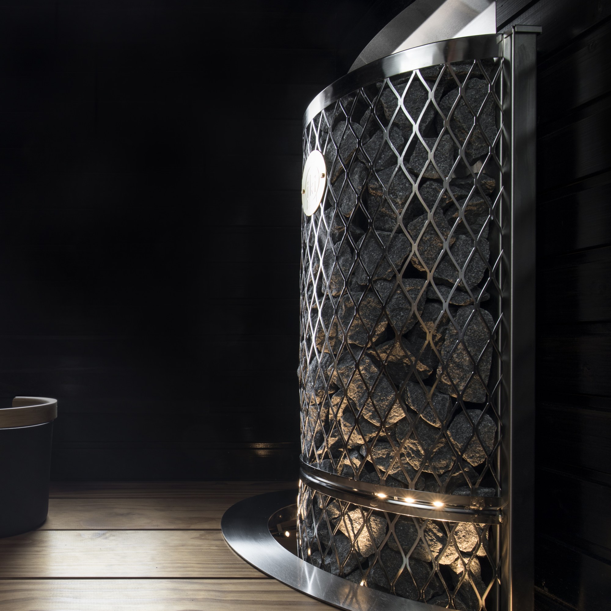 IKI wall electric heater